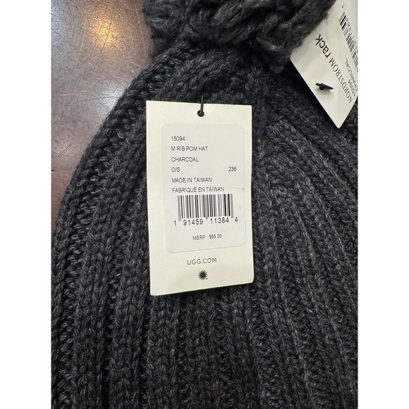 NWT UGG Rib Pom Hat Charcoal Grey Knit Beanie with Pom 15094 Mens OS New - Picture 4 of 5